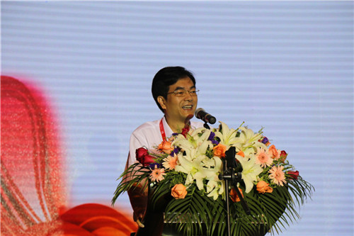 美博會(huì)開(kāi)幕前 美業(yè)人集體干了件大事兒(圖2)