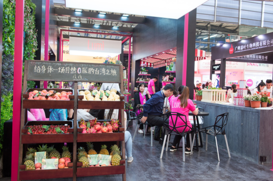 Lumi出色品質(zhì)風格 21屆上海美博會引熱捧(圖3)