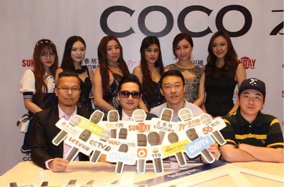 千人網(wǎng)紅直播席卷美博會(圖1) 千人網(wǎng)紅直播席卷美博會 匯香坊攜手主辦方聯(lián)合主辦網(wǎng)紅嘉年華