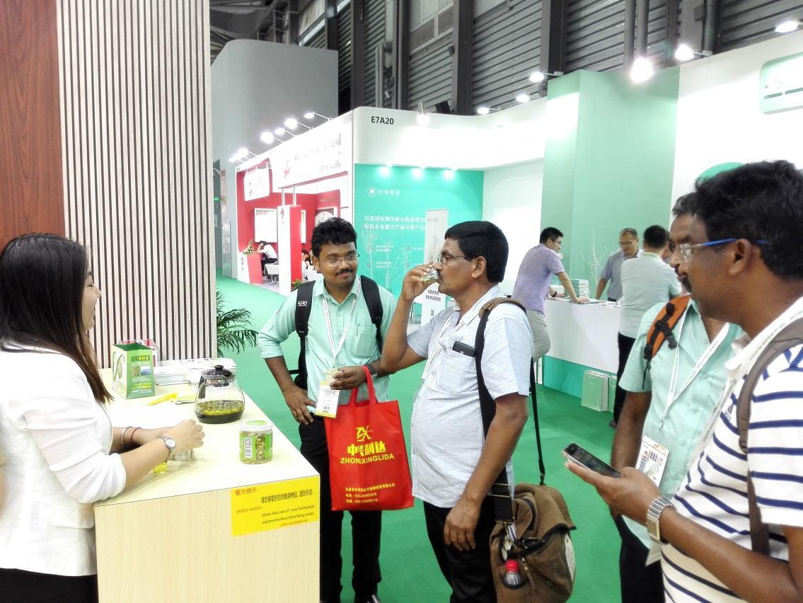 明鉬菊“愛眼吧”亮相第八屆中國國際健康產品展覽會